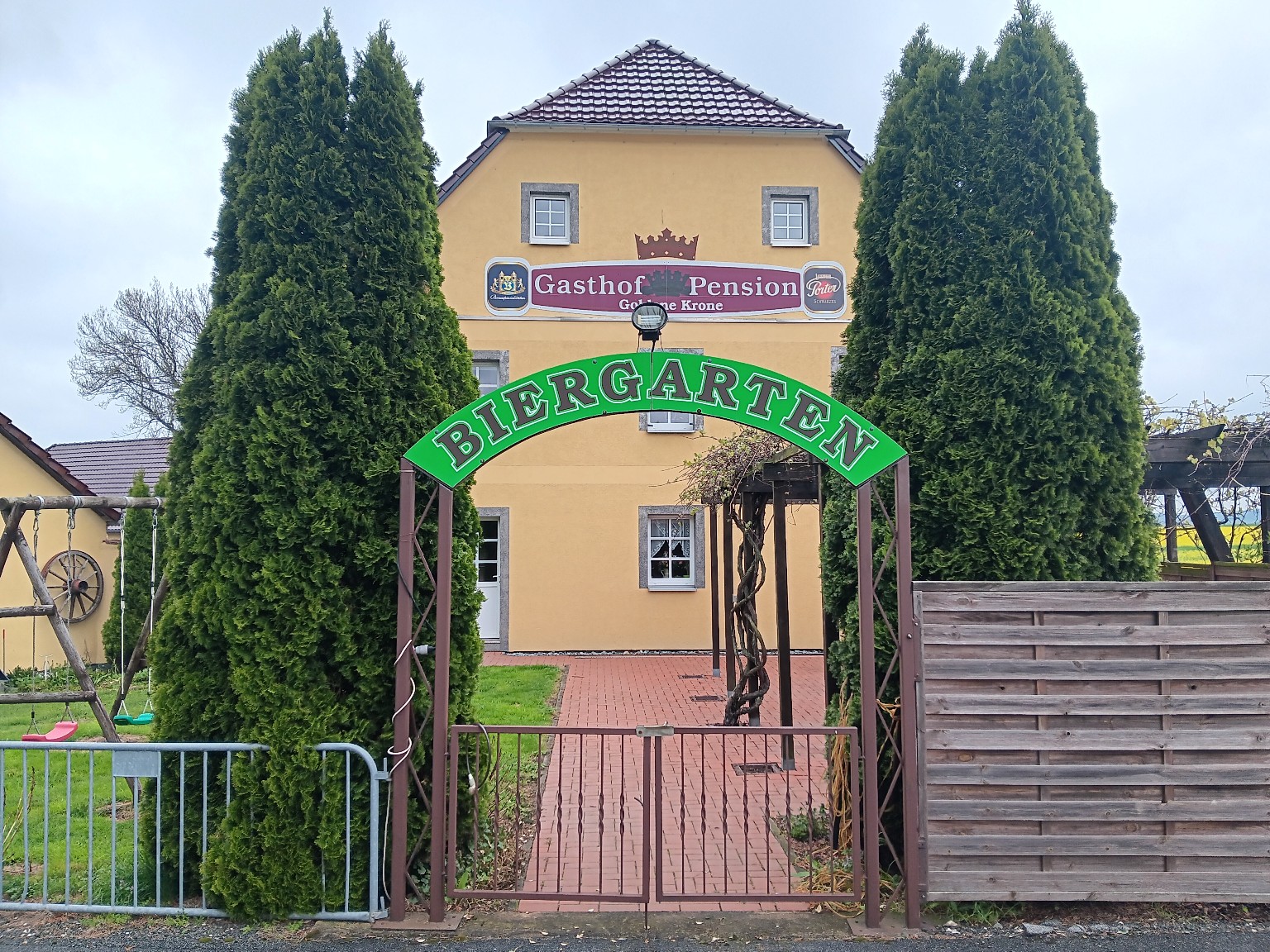 Gemütlicher Biergarten